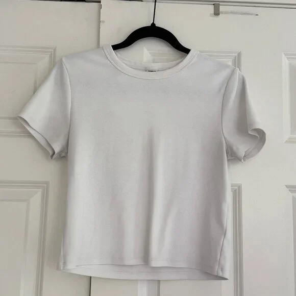 Aritzia Sunday Best Little Ribbed Tshirt Sz L - Picture 6 of 7